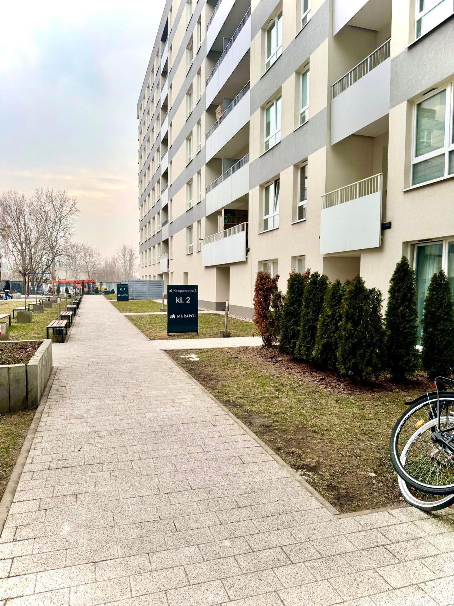 ורשה Komputerowa Apartments Airport And Business District מראה חיצוני תמונה